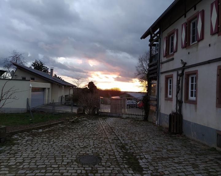 TRATTORIA PIZZERIA dal Contadino Winkler HOFSTÜBLE